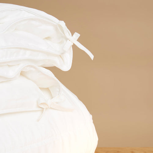 Coco & Cici - Tencel  Dekbed Lente / Herfst 100 x 135 cm - 1 Persoons Beddengoed - Kinderdekbed - Lyocell - Ademend & Extra Zacht - Wit - vtwonen shop