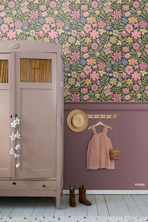 ESTAhome behang bloemetjes blauw, groen en roze - 50 x 900 cm - 132292