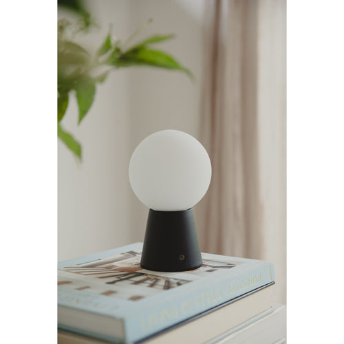 Zuiver Stellar Tafellamp Oplaadbaar Zwart/ Wit - vtwonen shop