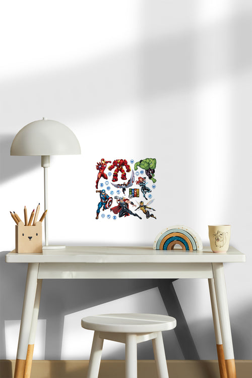 Sanders & Sanders muursticker The Avengers blauw, rood en groen - 30 x 30 cm - 600953