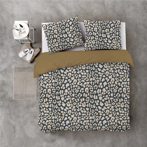 Byrklund - Dekbedovertrek Lazy Leopard - 140x220 cm - Okergeel - vtwonen shop