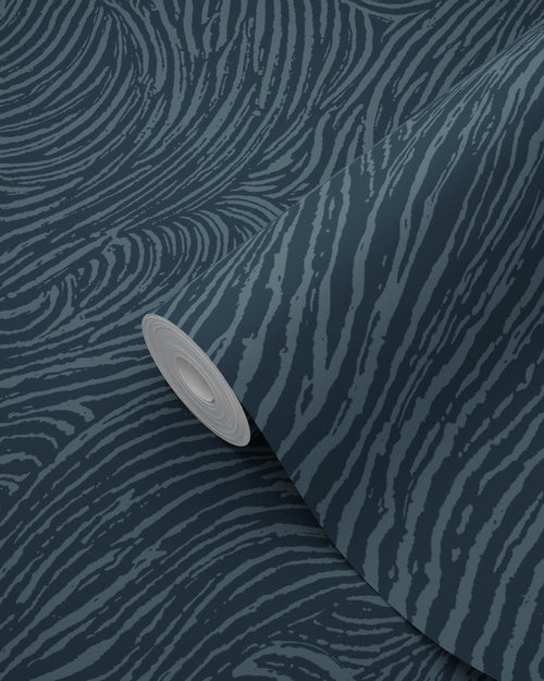 ESTAhome behang 3d golvende lijnen donkerblauw - 53 cm x 10.05 m - 139665 - vtwonen shop