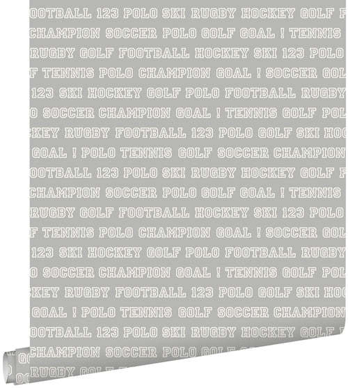 ESTAhome behang sportteksten taupe - 53 cm x 10.05 m - 138802