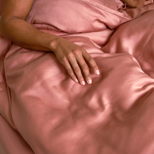 Coco & Cici - Tencel Sateen Dekbedovertrek 200 x 220 cm - 2 Persoons Beddengoed - Terra Roze - Lyocell - Hypoallergeen & Extra Zacht - 2 Kussenslopen