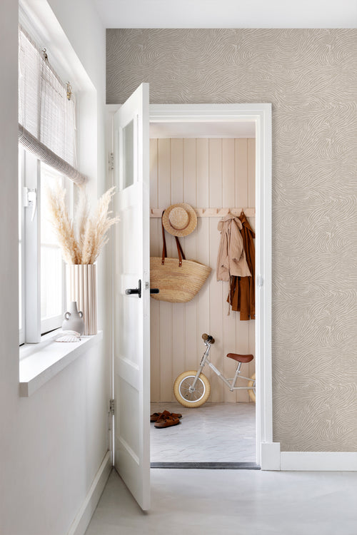 ESTAhome behang 3d golvende lijnen taupe - 50 x 900 cm - 139661 - vtwonen shop