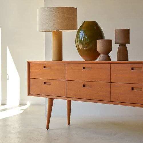 Tikamoon Lage massief mahoniehouten ladekast - Naturel - vtwonen shop