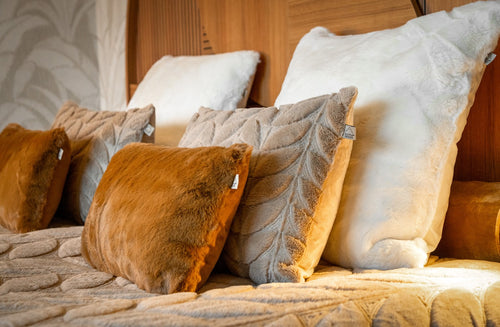 Dutch Decor sierkussen Zoya - 45x45 cm - vtwonen shop