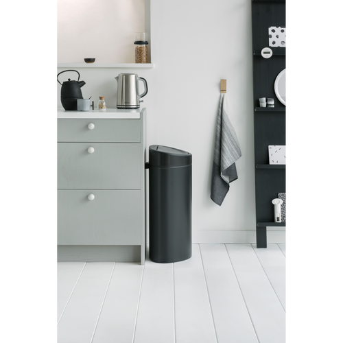 Brabantia Touch Bin New afvalemmer, 40 liter, kunststof binnenemmer - Matt Black