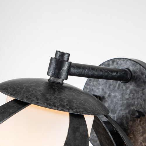 Elstead Quoizel Blacksmith Wandlamp Oud Zwart, IP44