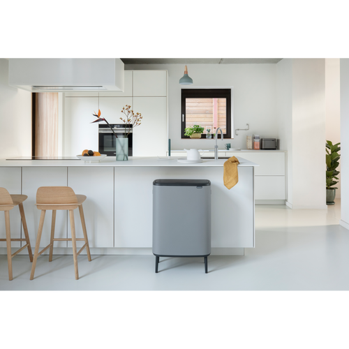 Brabantia Bo Touch Bin Hi, met 1 binnenemmer, 60 liter - Mineral Concrete Grey