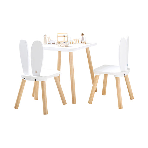 Petite Amélie Kindertafel met 2 stoeltjes Konijn – Wit & naturel – Massief houten poten – Kindvriendelijke afwerking - vtwonen shop