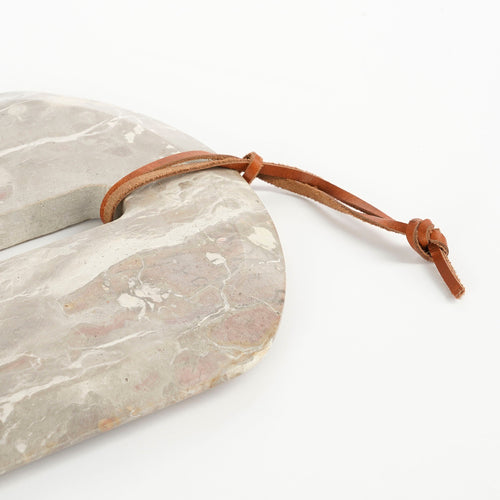 Mica Decorations Finnos Snijplank - L40 x B20 x H2 cm - Marmer - Beige - vtwonen shop