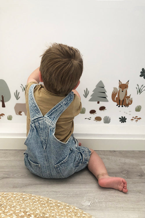 ESTAhome muursticker bos met bosdieren beige en mintgroen - 47.5 x 66 cm - 156104