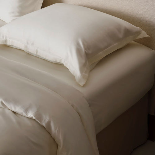 Coco & Cici - TENCEL - Sateen Hoeslaken Off White - 140x200x30