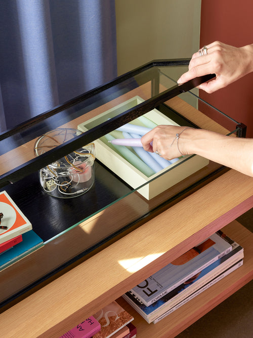 Hübsch doos View Display - essenhoutfineer/essenhout/glas/mdf - 80x30xh12cm - vtwonen shop