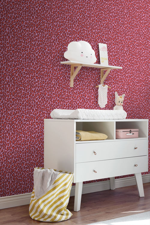 ESTAhome behang panterprint paars en rood - 50 x 900 cm - 132201
