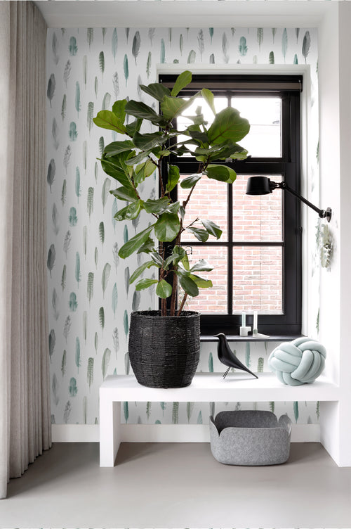 ESTAhome behang veren vergrijsd mintgroen en licht crème beige - 53 cm x 10.05 m - 138894