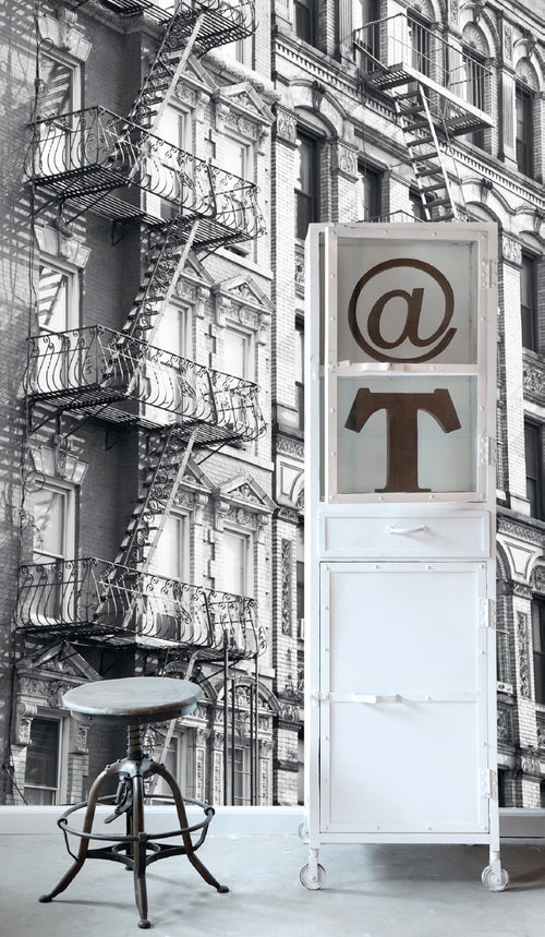 ESTAhome fotobehang brandtrap New York zwart en wit - 186 x 279 cm - 157709