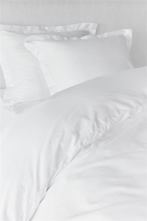 Beddinghouse Gloss dekbedovertrek - Effen - Lits-Jumeaux - 240x200/220 cm - Wit - vtwonen shop