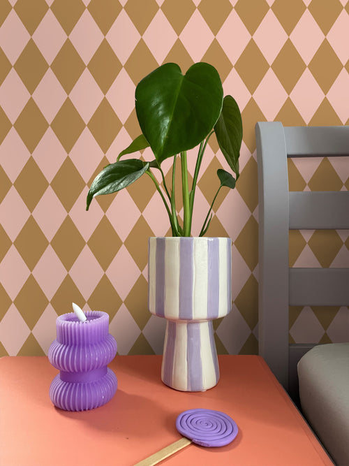 ESTAhome behang ruiten bruin en roze - 50 x 900 cm - 131600 - vtwonen shop