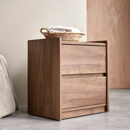 Tikamoon Nachtkastje van massief notenhout met 2 laden - Bruin - vtwonen shop