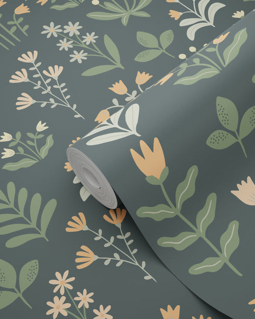 ESTAhome behang veldbloemen vergrijsd groen en oranje - 50 x 900 cm - 131098 - vtwonen shop