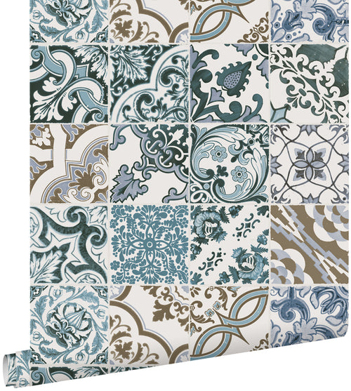 ESTAhome behang tegelmotief blauw en beige - 50 x 900 cm - 139290 - vtwonen shop
