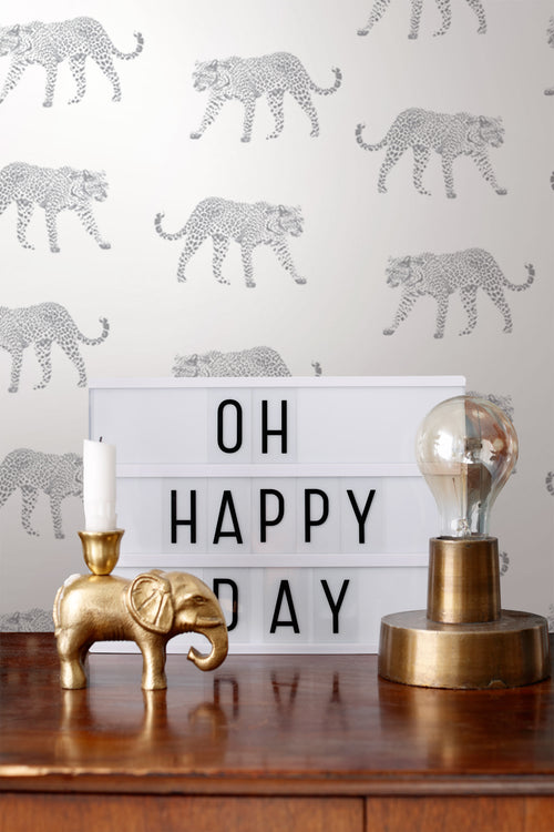 ESTAhome behang panters wit en lichtgrijs - 53 cm x 10.05 m - 139776 - vtwonen shop