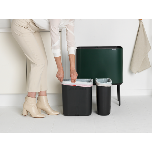 Bo Touch Bin, met 2 binnenemmers, 11 + 23 liter - Pine Green - vtwonen shop