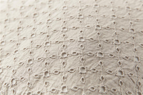 KAAT Amsterdam decoratiekussen Chelsy - 40x40 cm - zand - vtwonen shop