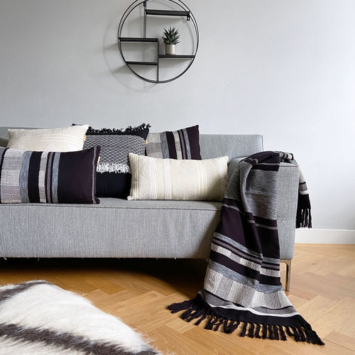 Malagoon plaid - zwart textuur - 125x150cm