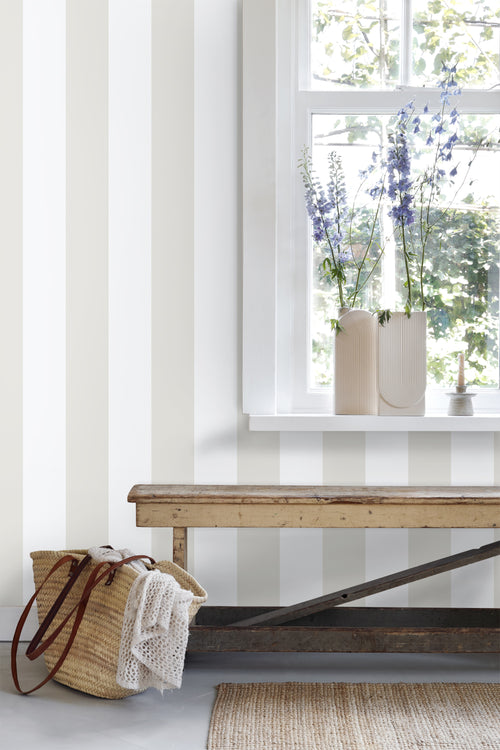Sanders & Sanders behang strepen beige en wit - 53 cm x 10.05 m - 640659