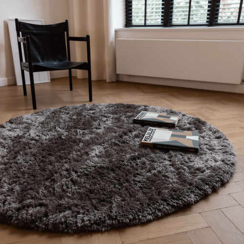 Interieur05 Rond Hoogpolig vloerkleed Fender Antraciet/zwart - 160 x 160 cm - vtwonen shop