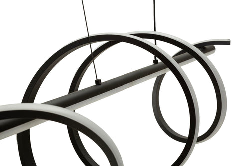 LED hanglamp in zwart met 3 lichten 101x25x30-150 cm