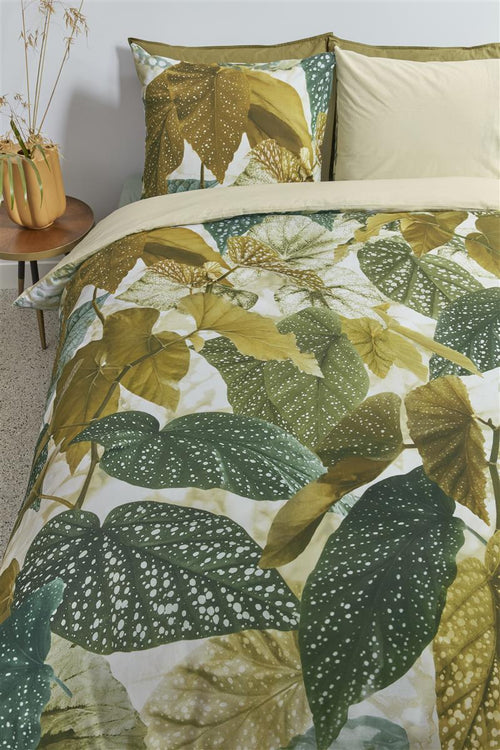 Beddinghouse dekbedovertrek Begonia - 240x200/220 cm - olijfgroen - vtwonen shop