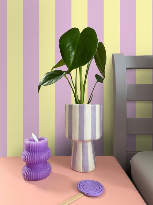 ESTAhome behang strepen pastel geel en lila paars - 53 cm x 10.05 m - 139912 - vtwonen shop