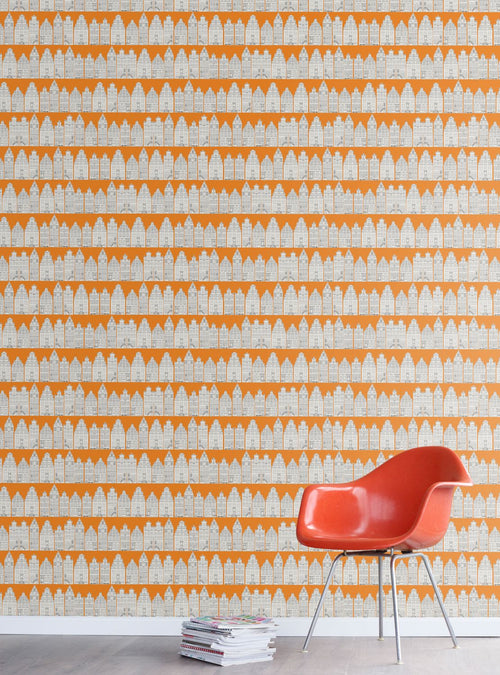 ESTAhome behang Amsterdamse huizen oranje en wit - 53 cm x 10.05 m - 115874