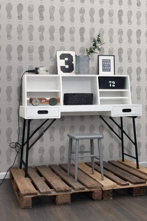 ESTAhome behang stadskaarten in vorm van schoenzolen donker beige - 53 cm x 10.05 m - 128819
