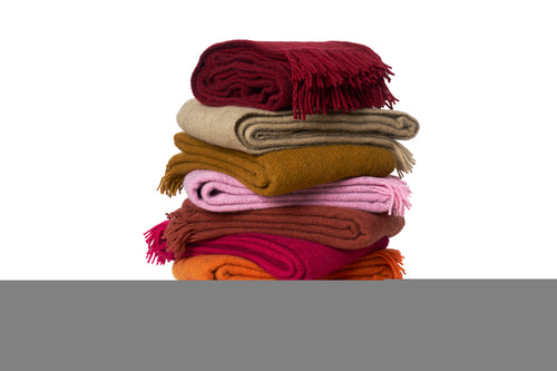 Klippan 100% wollen deken - Gotland - cerise- 130x200cm