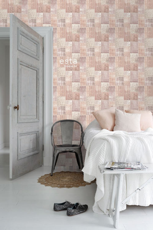 ESTAhome behang Marrakech kelim patchwork tapijt perzik oranje roze - 53 cm x 10.05 m - 148651