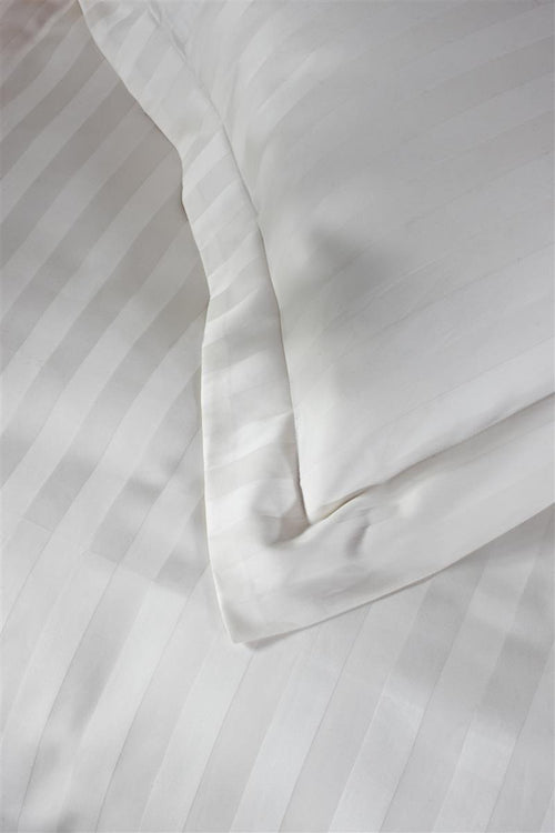 Beddinghouse Shine dekbedovertrek - Effen - Tweepersoons - 200x200/220 cm - Ecru - vtwonen shop