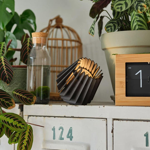 van Tjalle en Jasper - Mini-spot tafellamp - Black - vtwonen shop