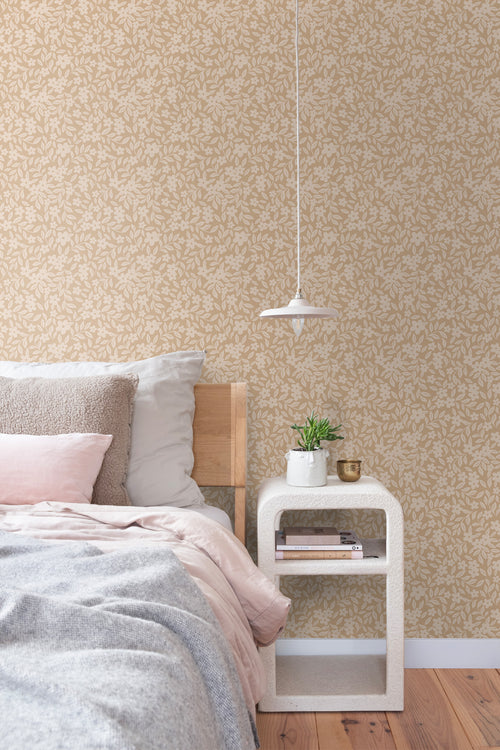ESTAhome behang bloemetjes warm beige - 50 x 900 cm - 131444 - vtwonen shop