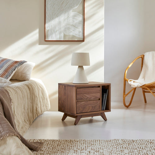 Tikamoon Nachtkastje van massief notenhout - Bruin - vtwonen shop