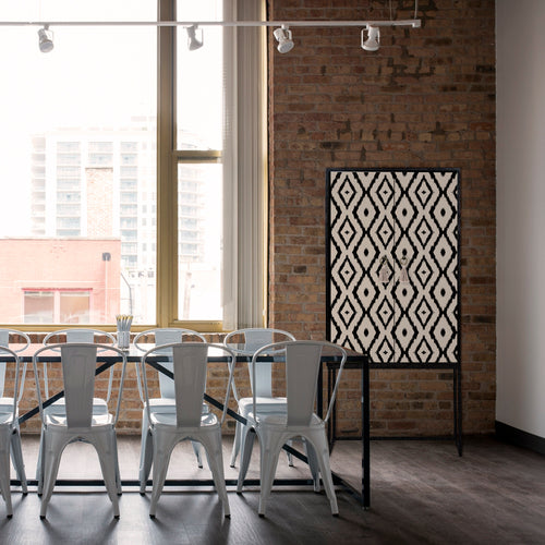 Kast dressoir met 2 deuren van MDF met Ikat patroon - vtwonen shop