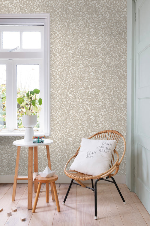 ESTAhome behang bloemetjes lichtbeige - 50 x 900 cm - 131253 - vtwonen shop