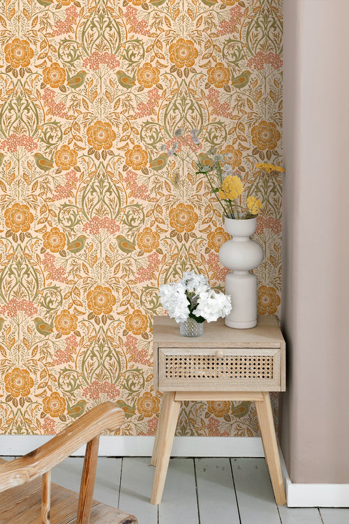 ESTAhome behang bloemen en vogels in art nouveau stijl oranje en groen - 50 x 900 cm - 131696