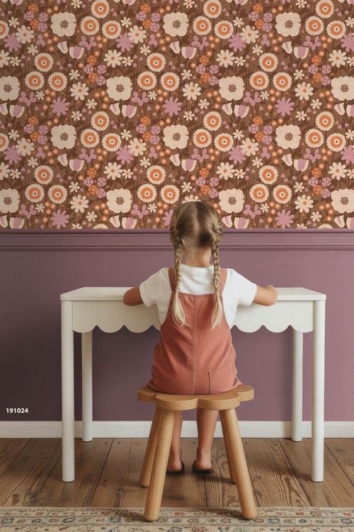 ESTAhome behang retro bloemen bruin, oranje en lila paars - 50 x 900 cm - 132158