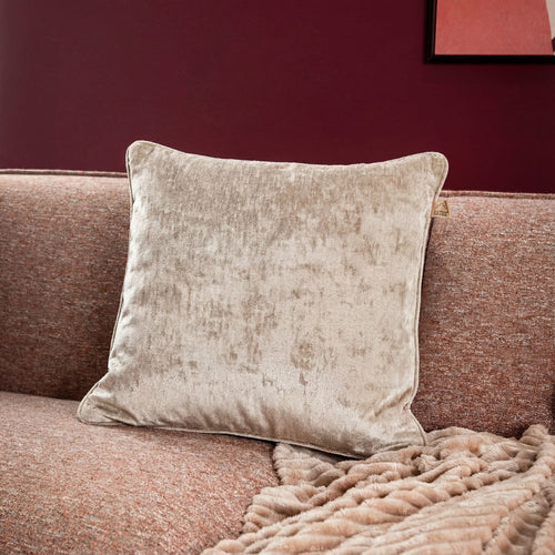 LEWY - kussenhoes 60x60 cm - glansvelours - groot formaat - Pumice Stone - beige