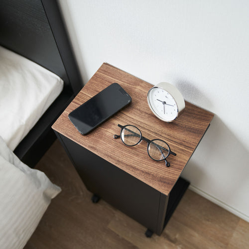 Yamazaki Tower Bijzettafel op wielen semi gesloten - Zwart